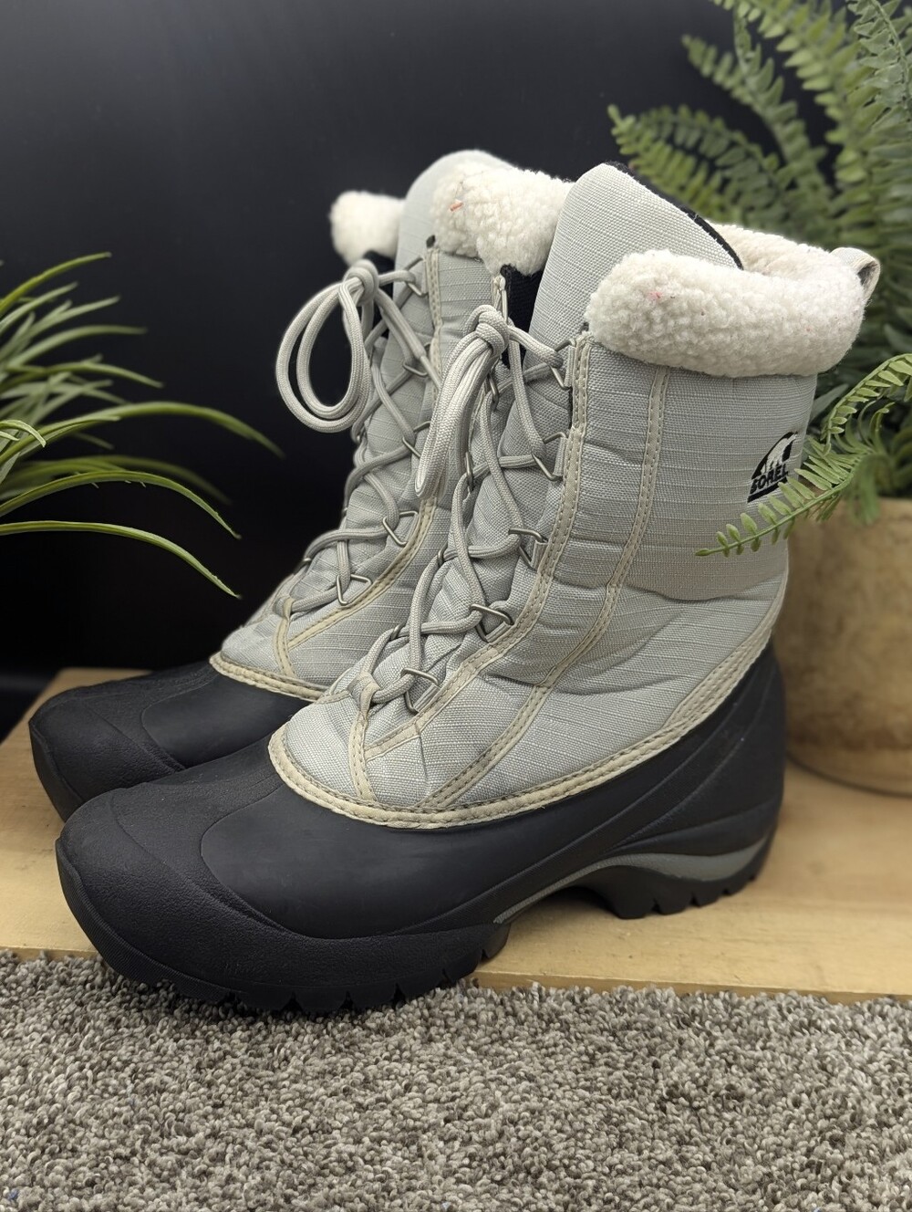 Sorel Cumberland Women's Size 10 Gray Thinsulate Insulated Winter Boots